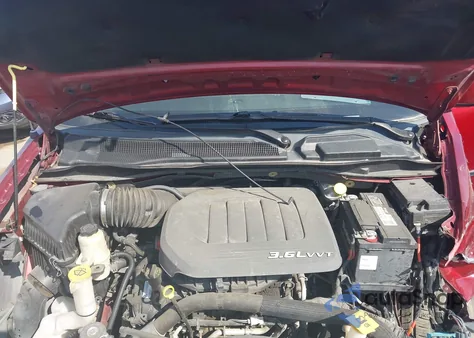 2012 Chrysler Town & Country Touring z USA, uszkodzony, nr VIN 2C4RC1BG1CR361858